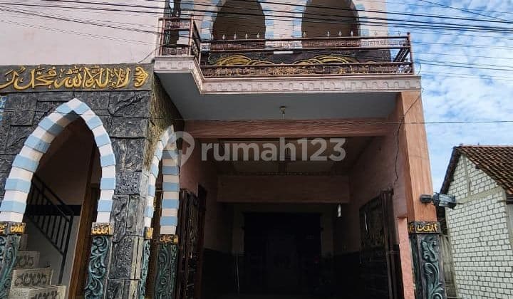 2005. Dijual Rumah Klasik Raya Bedanten, Kec. Bungah, Kab. Gresik