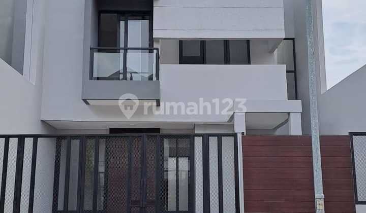 1834. Gayung Kebonsari Besar Surabaya Affordable House