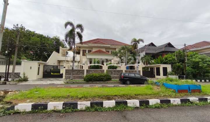 1872. Rumah Jalan Margorejo Indah Utara Surabaya