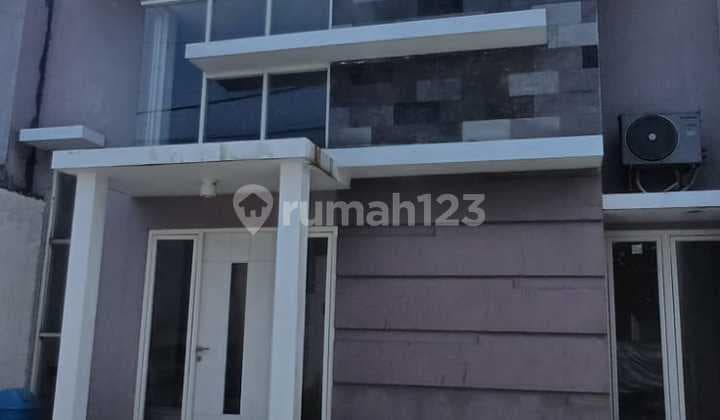 1827. House in Citi9 Airport Village Sedati Sidoarjo