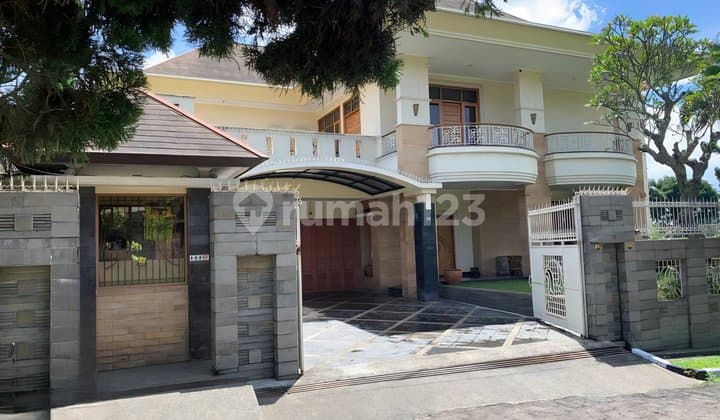 Rumah Classic Lux di Komplek Budi Indah, Setiabudi - Bandung Utara