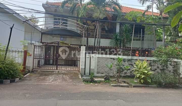 Rumah 2 Lantai di Ngagel Jaya Utara, Surabaya.