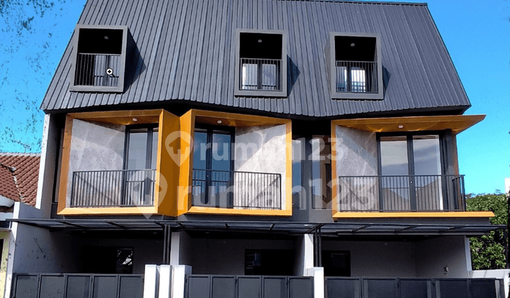 Dijual 4 Rumah Baru, The Casual Purimas Regency, Purimas,surabaya