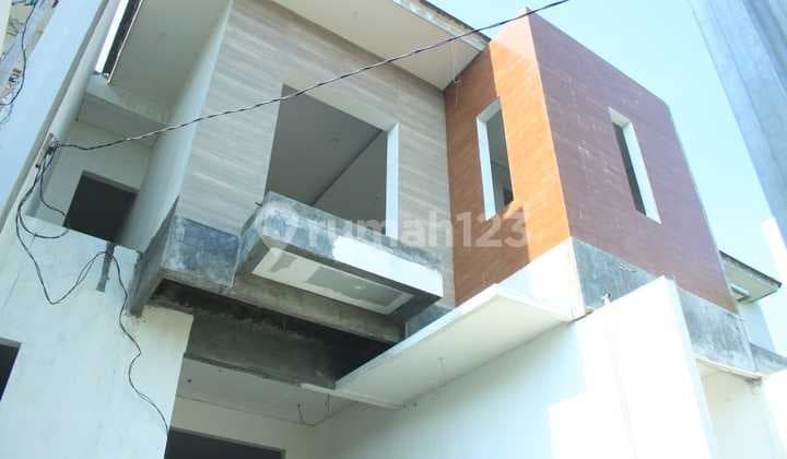 Rumah Baru Di Kertomenanggal Timur, Surabaya Barat