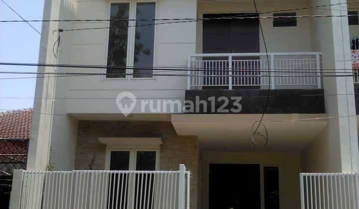 Dijual Rumah Baru (minimalis) 2 Lantaidi Dukuh Kupang Xxxi, Surabaya Barat
