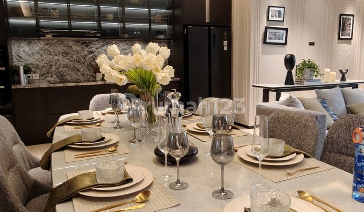 Rumah Mewah Prestige 3 Lantai di BSD dekat Aeon, mall Eastvara, Akses Tol