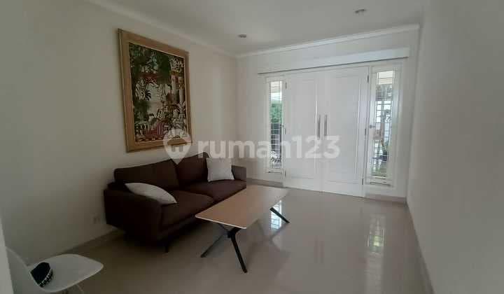 For Sale Homy Ready-to-Occupy House in Pondok Indah, Kebayoran Lama, South Jakarta
