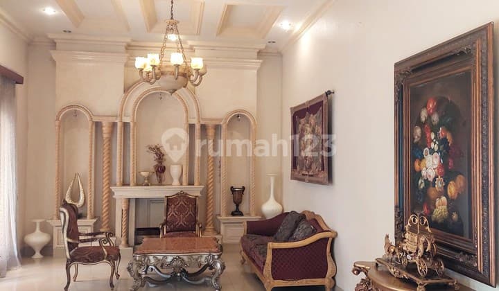 Rumah Bagus di Menteng, Harga Sewa Nego