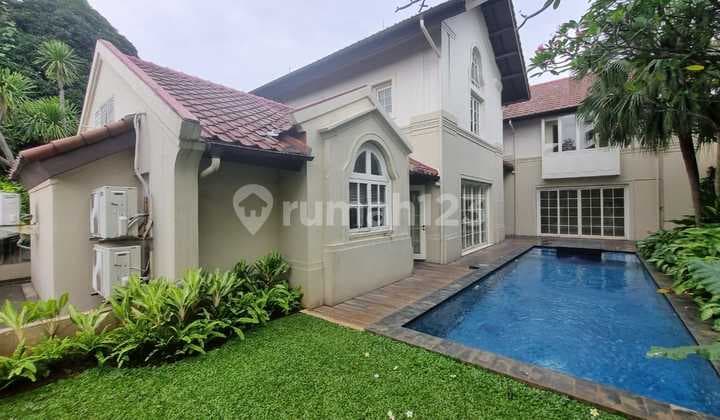 Rumah Compound Mewah di Kemang - Harga Sewa Termasuk Service Charge