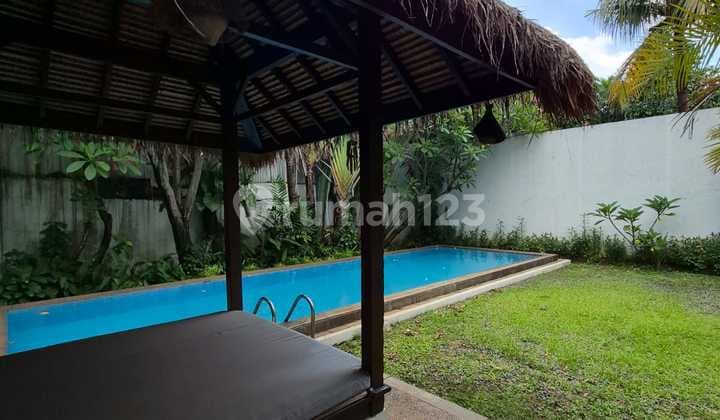 Rumah 4 Bedroom Bagus di Kemang, Single House, Siap Huni
