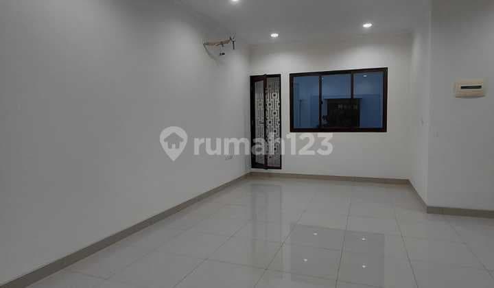 Jual Cepat Rumah Mewah Banget di Summarecon Bandung