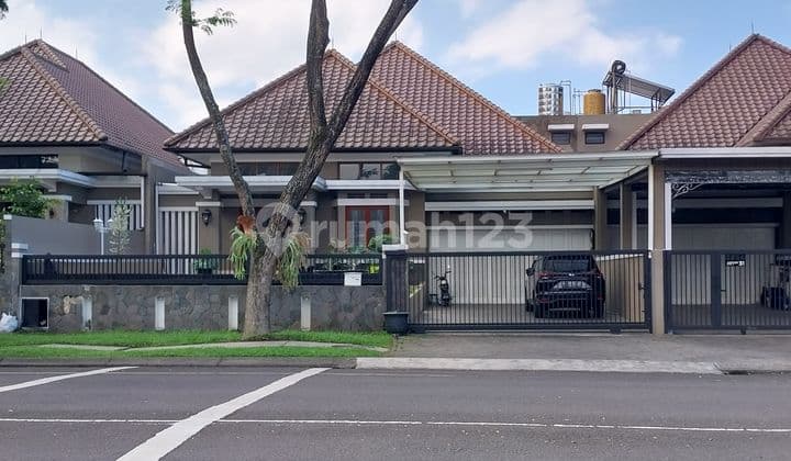 Luxury House with a Vintage Ambiance on the Main Road of Kota Baru Parahyangan (KBP) Bandung