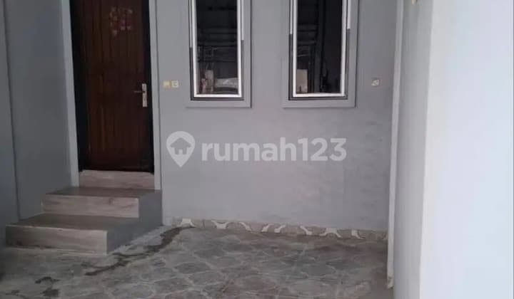 Simple Minimalist House Telukgong