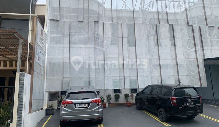 Rumah Kantor Di Perum Gading Cipta Residence Kelapa Gading Jakarta Utara Lt 161m2 Cash Only