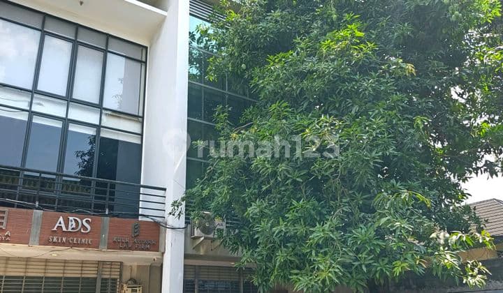 Ruko 4 Lantai Di Ruko De'monginsidi Kebayoran Baru Jakarta Selatan Lt 86m2 Cash Only