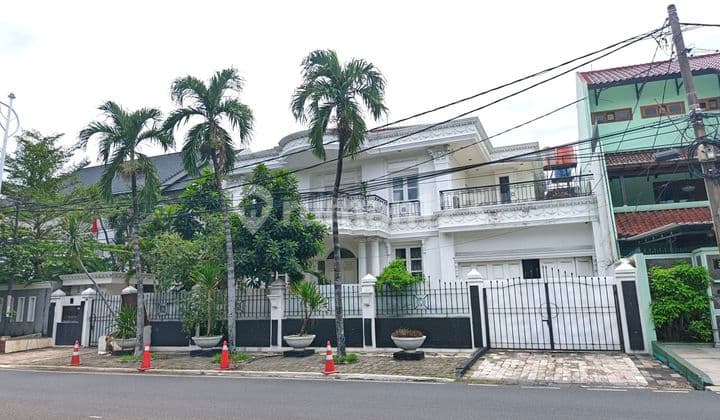 Rumah 2 Lantai di Pondok Indah Jl Kartika Utama Pondok Pinang Jakarta Selatan LT 472M2 Cash Only