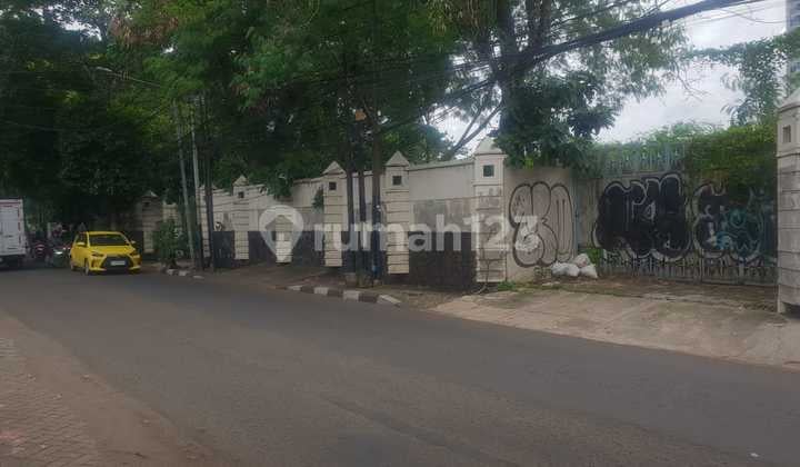 Tanah Komersil Kebayoran Baru di Jl Darmawangsa Cipete Jakarta Selatan LT 10.299M2 .Harga 26Jt/M Murah.cash Only