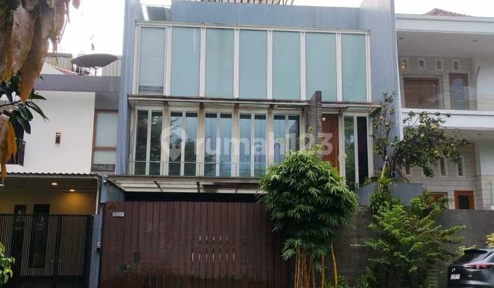 Rumah Minimalis.3.lantai Taman Permata Buana Kembangan Jakarta Barat LT 200M2 Murah Cocok.invest