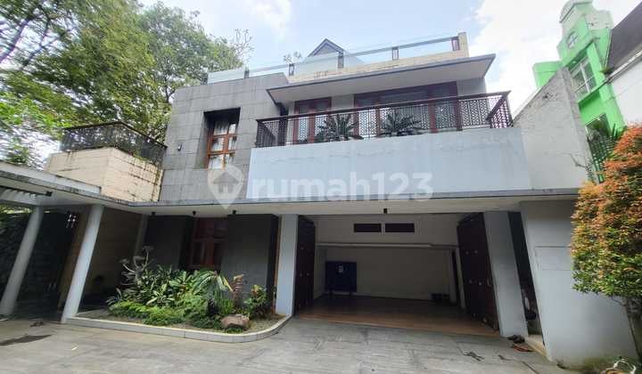 Rumah Mewah 2 Lantai Patra Kuningan di Jl Dukuh Patra Raya Menteng Dalam Jakarta Selatan Lt766m2cash Only Ada Swimpool dan Jacuzzi