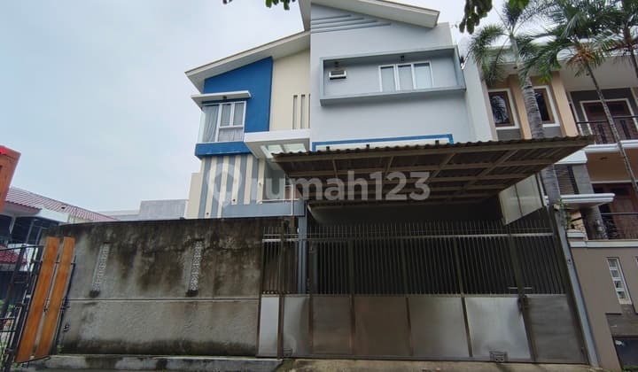Rumah Minimalis 3Lnt Tkj Intercont Jakarta Barat LT 295M2 Murah Good Invest