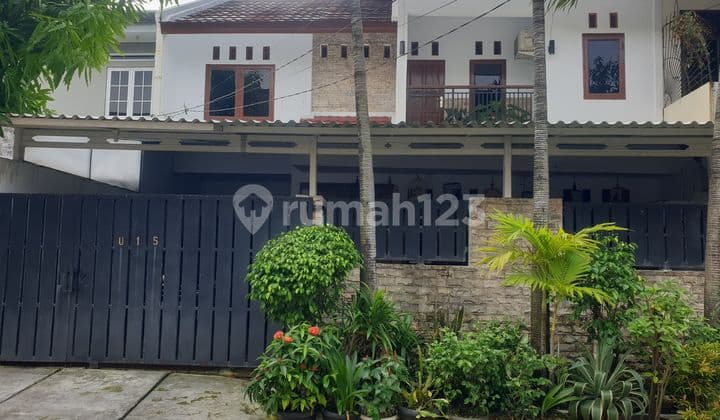 Rumah 2 Lantai di Jl Belibis Pondok Bambu Duren Sawit Jakarta Timur LT 150M2 Cash Only