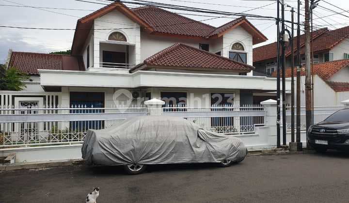 Rumah Lama 2 Lantai di Jl Kayu Putih V Pulo Gadung Jakarta Timur LT 527M2 Cash Only