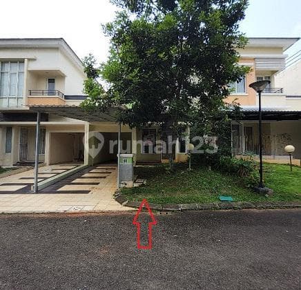 Rumah Asri 2 Lantai di Gading Serpong Pondok Hijau Golf Cluster Chrysocolla Utara Kab Tangerang LT 144M2 Cash Only