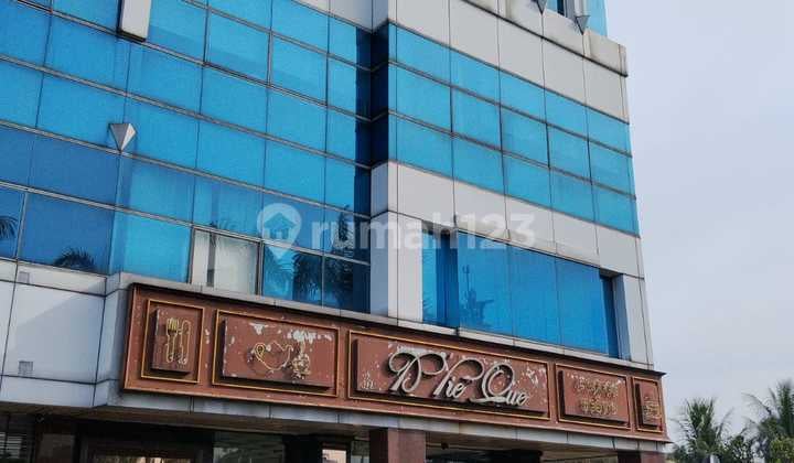 Ruko Gandeng 4 Lantai Hoek di Ruko Puri Niaga 2 Kembangan Jakarta Barat LT 200M2 Cash Only