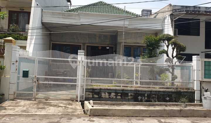 Rumah Lama 1 Lantai di Komplek Pluit Sakti Jl Pluit Sakti Penjaringan Jakarta Utara LT 250M2 Cash Only