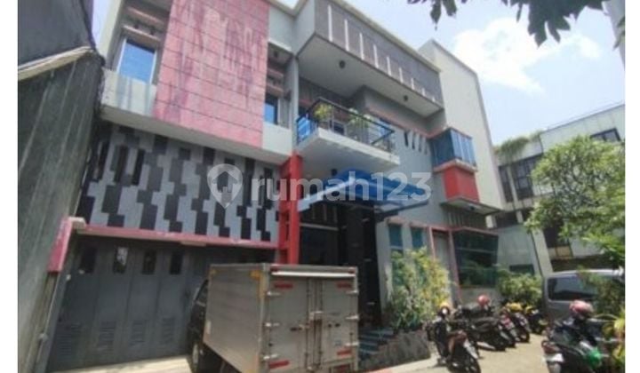Bangunan Rumah Dipakai Kantor 2 Lantai di Jl Olahraga 6 Kemanggisan Palmerah Jakarta Barat Lt763m2 Cash Only Murah Cocok Kantor dan Kost