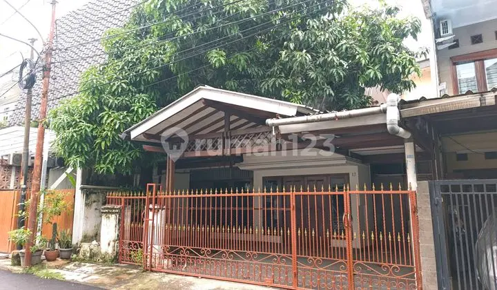 Rumah Lama Asri di Bintaro Sektor 2 Jl Parkit Rengas Tangerang Selatan Lt 120M2 Cash Only