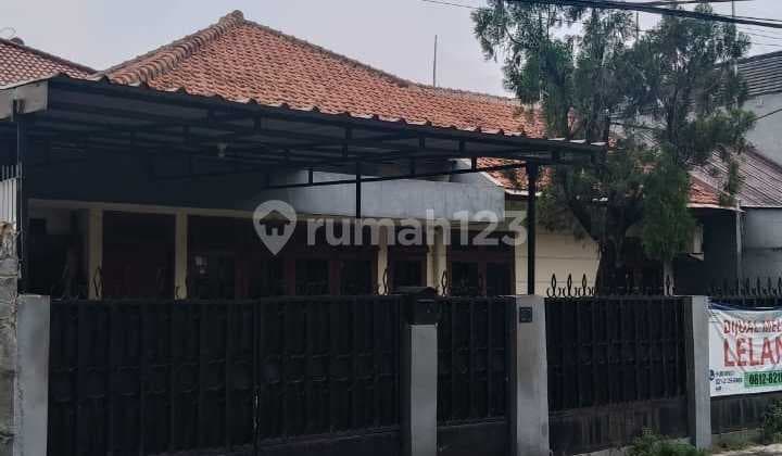 Old 1-Story House on Jl Perikanan Pejaten Pasar Minggu South Jakarta, Land Area 328m2, Cash Only