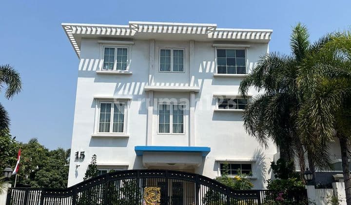 Rumah Mewah 3 Lantai Pik.cluster Camar Jakarta Utara Lt 449M2 Murah.cash Only