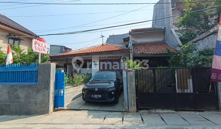 Rumah Lama Hoek Cocok Kost di Jl Kubis Pulo Kebayoran Baru Jakarta Selatan LT 279M2 Cash Only