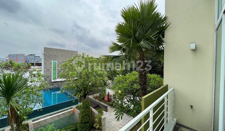 Rumah dengan Fasilitas Seperti Apartemen 3 Lantai Dalam Cluster Exclusive Fasilitas Lengkap Bagus di Tomang , Jakarta Barat Security 24 Jam S.parman