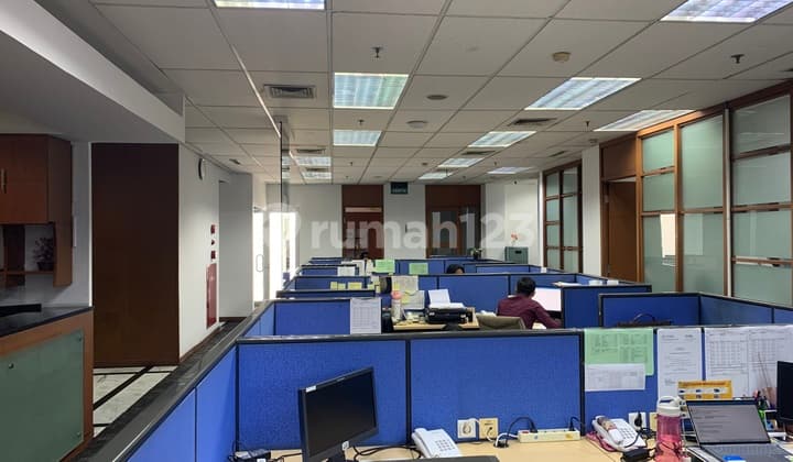 6-Story Building in Cideng Currently Leased, Tomang, Central Jakarta