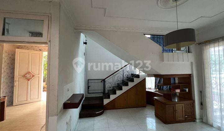 Rumah Lama Hitung Tanah di Taman Permata Buana Rumah Lama Hitung Tanah di Taman Permata Buana