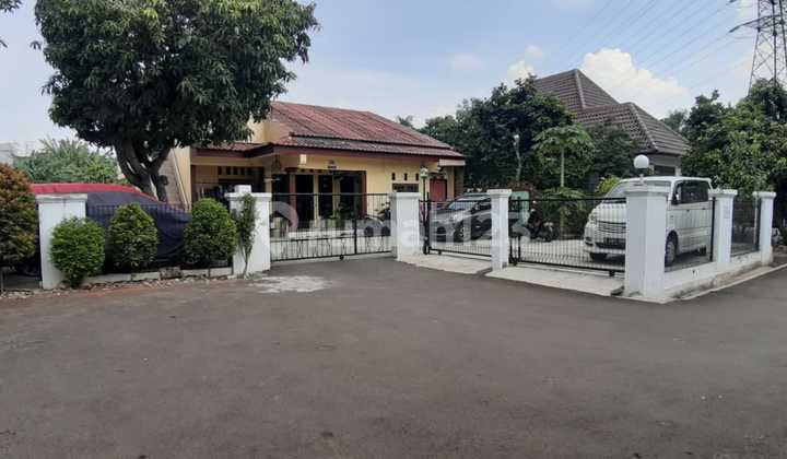 Spacious yard house in PLN Plumpang Complex
Jl. Plumpang Semper
Koja
North Jakarta