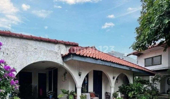 Rumah Cocok Untuk Usaha Di Jalan Salemba Jakarta Pusat