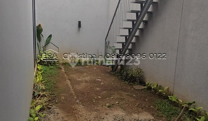 Delima House Akses Serenia Hills