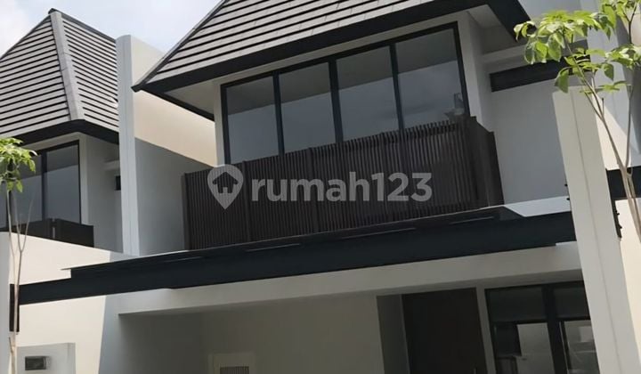 Rumah Hoek Eksklusif 2 Lantai Cluster Quantum Serenia Hills
