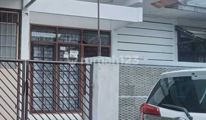 Rumah Taman Kopo Indah 1 Bandung Minimalis Strategis Siap Huni