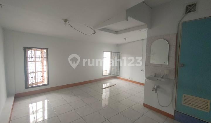 Padasuka Bandung Rumah 3,5 Lantai Lingkungan Nyaman Strategis Akses Mudah