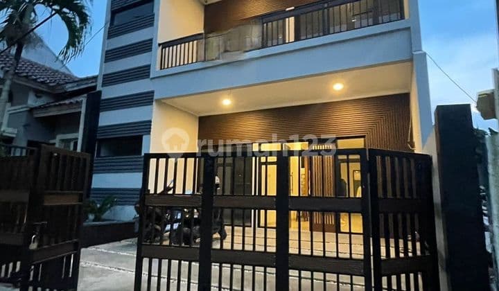 DIJUAL RUMAH DI GRIYA LOKA BSD SERPONG