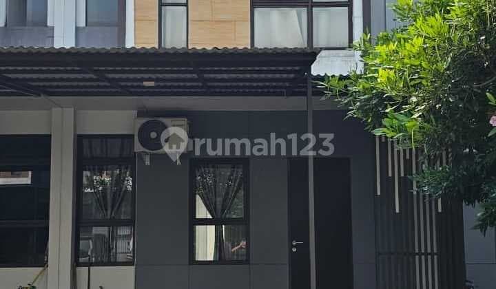 DIJUAL RUMAH DI THE CASTILLA SERPONG BSD