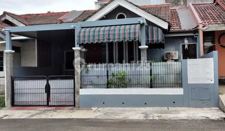 Di Jual Rumah di Griya Loka BSD