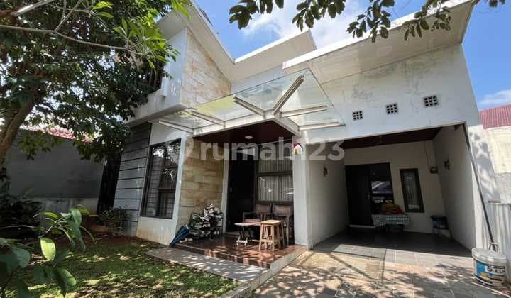 Di Jual Rumah di Kencana Loka B S D Dkt Stasiun dan Toll