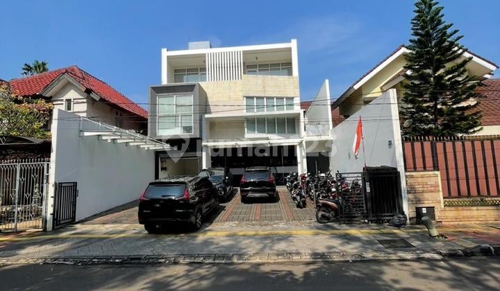 Dijual Ruko di Anggrek Loka B S D. Super Strategis