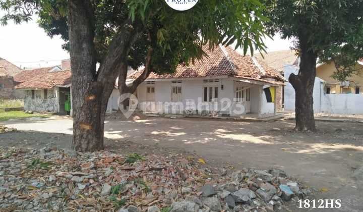Hitung Tanahnya Aja Bonus Rumah Vintage Di Tengah Kota Cirebon