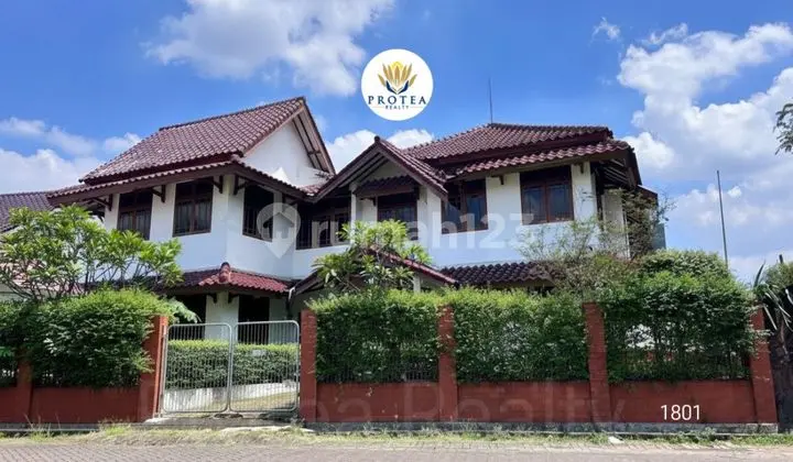 Rumah Hoek di Jalan Utama Vila Melati Mas, Cocok untuk Kantor/Bisnis